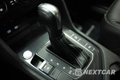 2021 Volkswagen Tiguan SE R-Line Black - zdjęcie 22 z 31 - miniatura
