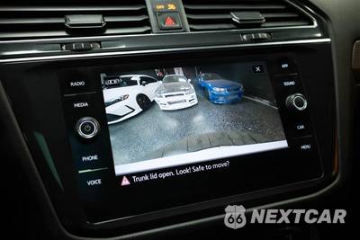 2021 Volkswagen Tiguan SE R-Line Black - zdjęcie 24 z 31 - miniatura
