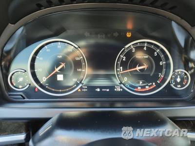 2016 BMW 6 Series Convertible 650i xDrive M SPORT LINE - zdjęcie 34 z 49 - miniatura