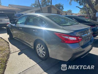 2016 Nissan Altima 2.5 S - zdjęcie 2 z 20 - miniatura
