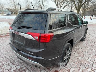 2017 GMC Acadia Denali 5SA - zdjęcie 4 z 93 - miniatura
