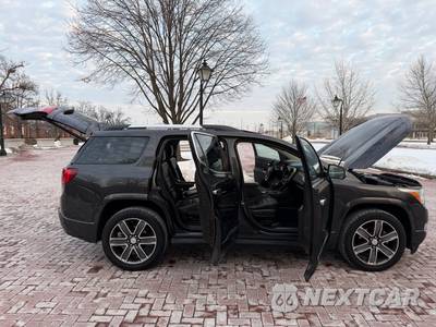 2017 GMC Acadia Denali 5SA - zdjęcie 15 z 93 - miniatura