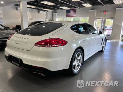 2015 Porsche Panamera 4 - zdjęcie 7 z 38 - miniatura