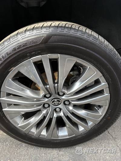 2024 Toyota Venza Limited - zdjęcie 18 z 20 - miniatura