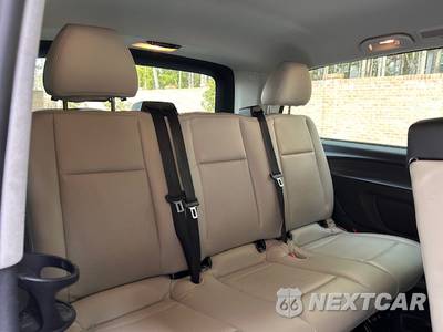 2016 Mercedes-Benz Metris Passenger Van 126.0" WB - zdjęcie 14 z 23 - miniatura