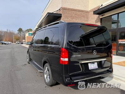 2016 Mercedes-Benz Metris Passenger Van 126.0" WB - zdjęcie 4 z 23 - miniatura