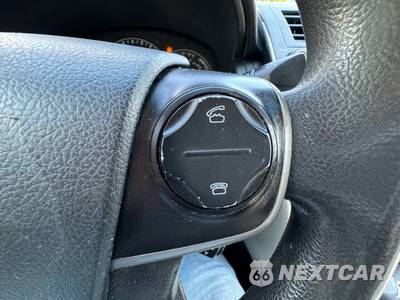 2012 Toyota Camry LE - zdjęcie 20 z 36 - miniatura