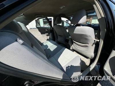 2012 Toyota Camry LE - zdjęcie 30 z 36 - miniatura