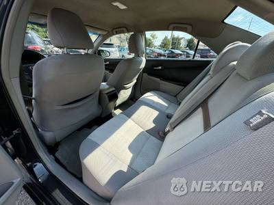 2012 Toyota Camry LE - zdjęcie 15 z 36 - miniatura