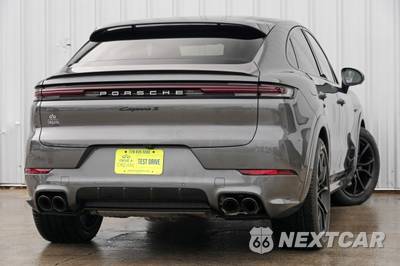 2025 Porsche Cayenne S E-Hybrid Coupe - zdjęcie 3 z 48 - miniatura