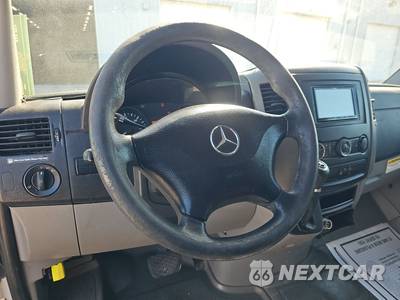 2015 Mercedes-Benz Sprinter 2500 Cargo Van Standard Roof 144.3" WB - zdjęcie 10 z 17 - miniatura