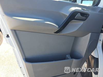 2015 Mercedes-Benz Sprinter 2500 Cargo Van Standard Roof 144.3" WB - zdjęcie 9 z 17 - miniatura