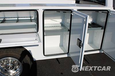 2024 Ford Super Duty F-550 Cab Chassis XL Regular Cab DRW - zdjęcie 10 z 46 - miniatura