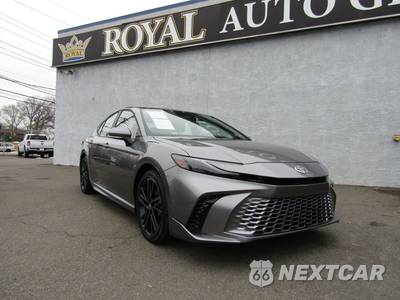2026 Toyota Camry XSE - zdjęcie 1 z 41 - miniatura