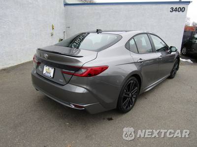 2026 Toyota Camry XSE - zdjęcie 7 z 41 - miniatura