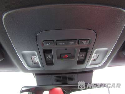 2026 Toyota Camry XSE - zdjęcie 35 z 41 - miniatura
