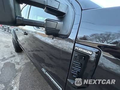2019 Ford Super Duty F-250 Platinum Crew Cab Medium Bed - zdjęcie 35 z 40 - miniatura