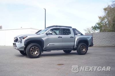 2024 Toyota Tacoma Hybrid Trailhunter Crew Cab Medium Bed - zdjęcie 10 z 51 - miniatura