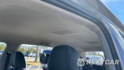 2025 Volkswagen Atlas 2.0T SE w/Technology - zdjęcie 88 z 120 - miniatura