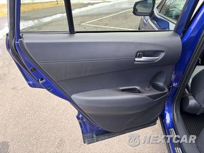 2025 Toyota Corolla Cross XLE - zdjęcie 15 z 35 - miniatura