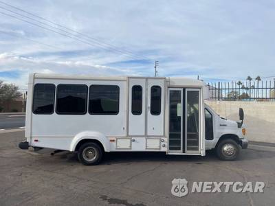 2007 Ford Super Duty E-450 Cutaway DRW