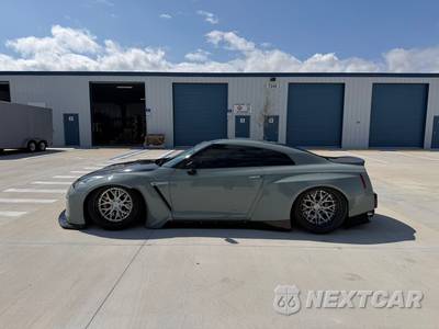 2009 Nissan GT-R Premium - zdjęcie 8 z 20 - miniatura