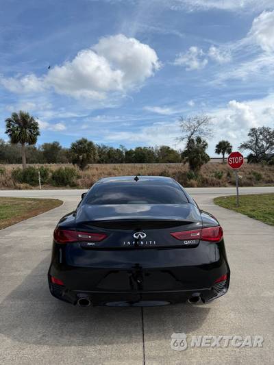 2017 INFINITI Q60 Red Sport 400 - zdjęcie 5 z 11 - miniatura