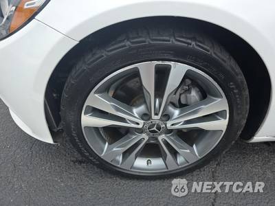2018 Mercedes-Benz C 300 Sedan - zdjęcie 8 z 26 - miniatura