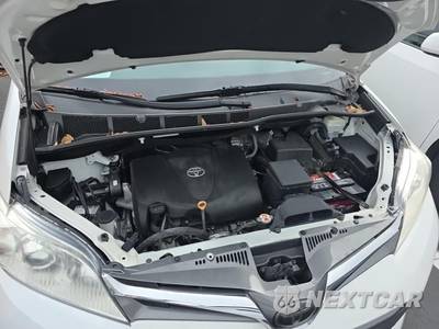 2020 Toyota Sienna XLE 8-Passenger 119.3" WB - zdjęcie 20 z 24 - miniatura