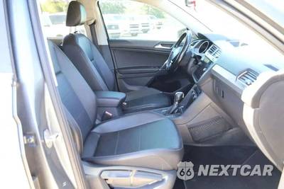 2018 Volkswagen Tiguan 2.0T SE - zdjęcie 13 z 44 - miniatura
