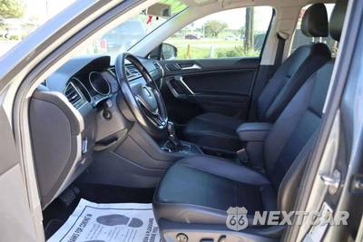 2018 Volkswagen Tiguan 2.0T SE - zdjęcie 12 z 44 - miniatura