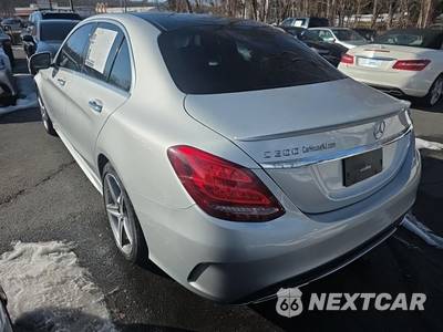 2016 Mercedes-Benz C 300 4MATIC w/Sport Pkg - zdjęcie 6 z 29 - miniatura