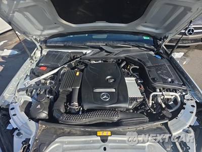 2016 Mercedes-Benz C 300 4MATIC w/Sport Pkg - zdjęcie 19 z 29 - miniatura