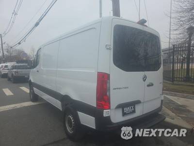 2019 Mercedes-Benz Sprinter 2500 Cargo Van Standard Roof 144.0" WB - zdjęcie 6 z 24 - miniatura