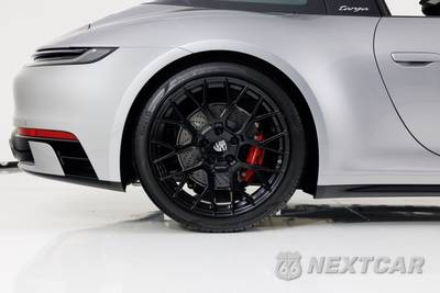 2022 Porsche 911 Targa 4S - zdjęcie 13 z 20 - miniatura