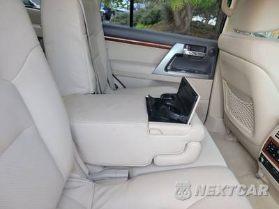 2015 Toyota Land Cruiser - zdjęcie 34 z 40 - miniatura