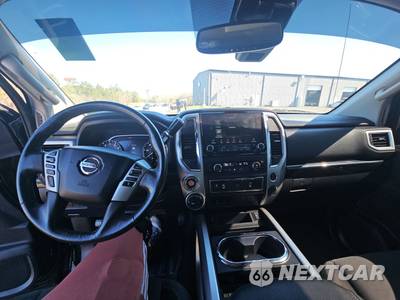 2020 Nissan TITAN SV Crew Cab Short Bed - zdjęcie 29 z 45 - miniatura