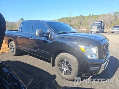 2020 Nissan TITAN SV Crew Cab Short Bed - zdjęcie 21 z 45 - miniatura
