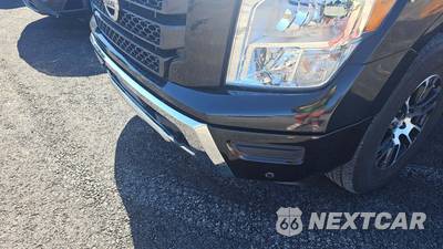 2020 Nissan TITAN SV Crew Cab Short Bed - zdjęcie 39 z 45 - miniatura