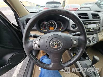 2009 Toyota RAV4 Limited - zdjęcie 16 z 34 - miniatura