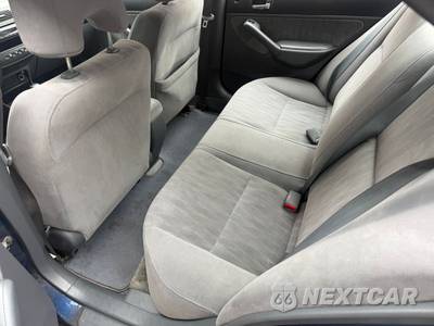 2004 Honda Civic Sedan LX - zdjęcie 27 z 28 - miniatura