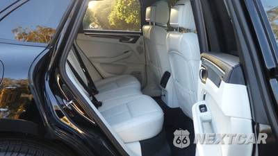 2022 Porsche Macan - zdjęcie 30 z 93 - miniatura