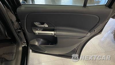 2023 Mercedes-Benz EQB 300 - zdjęcie 48 z 56 - miniatura