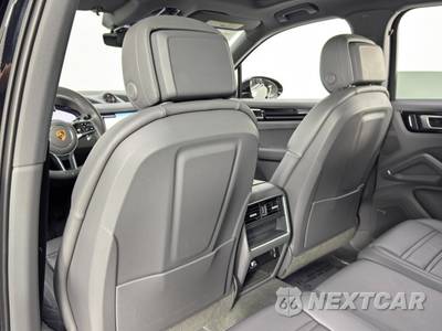 2022 Porsche Cayenne - zdjęcie 34 z 48 - miniatura