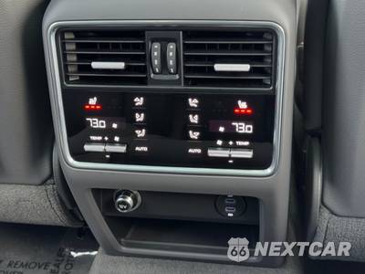 2023 Porsche Cayenne E-Hybrid Coupe Platinu - zdjęcie 38 z 48 - miniatura