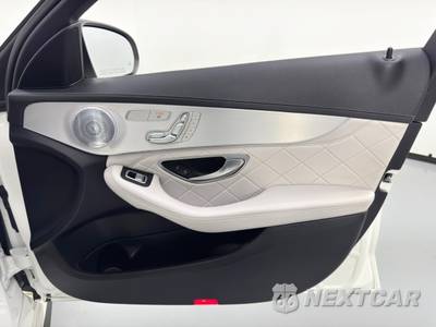 2021 Mercedes-Benz AMG C 63 Sedan - zdjęcie 46 z 48 - miniatura