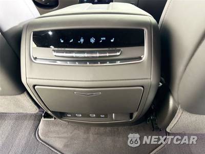 2025 Cadillac Escalade ESV V-Series - zdjęcie 36 z 40 - miniatura