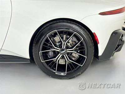 2022 Aston Martin Vantage Coupe - zdjęcie 38 z 40 - miniatura