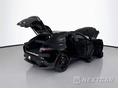 2021 Aston Martin DBX - zdjęcie 38 z 40 - miniatura