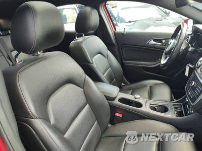 2017 Mercedes-Benz GLA GLA 250 4dr SUV - zdjęcie 38 z 41 - miniatura